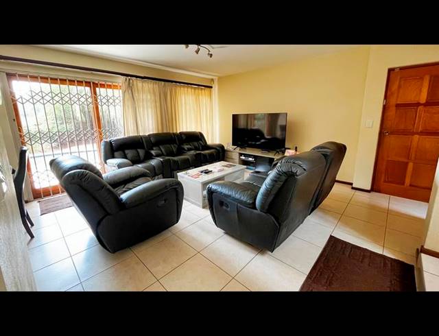 2 BEDROOM HOUSE FOR SALE IN BARBEQUE DOWNS